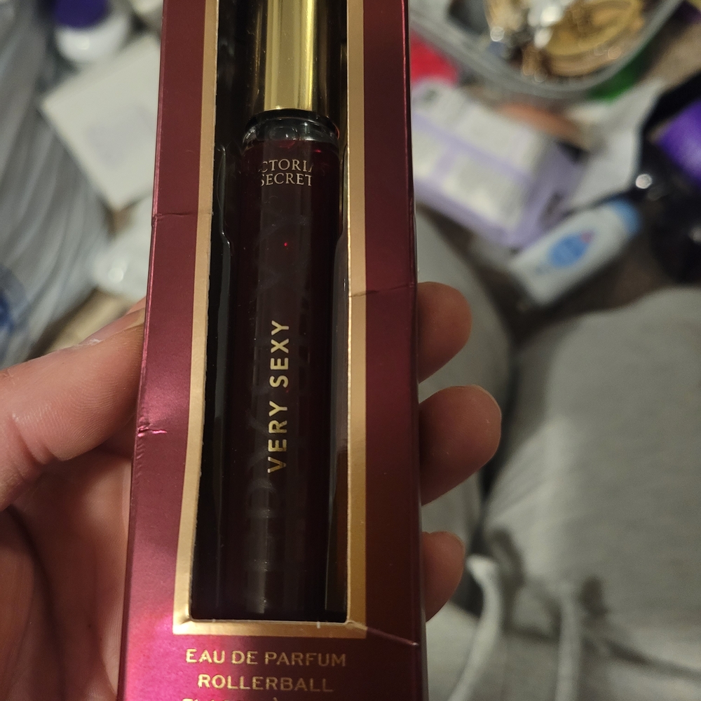 Victoria's Secret Very Sexy Rollerball - Deep Red and Gold